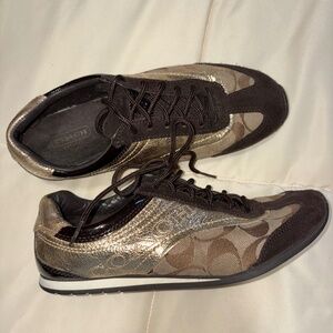 Coach low-top brown sneakers